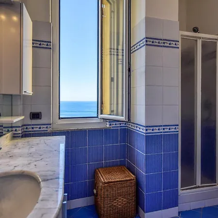 In With House Sea View Camogli