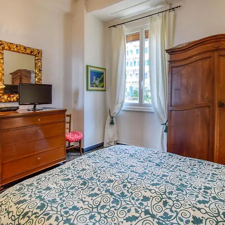 Apartament In With House Sea View *