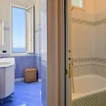 Appartement Amazing In With House Sea View *