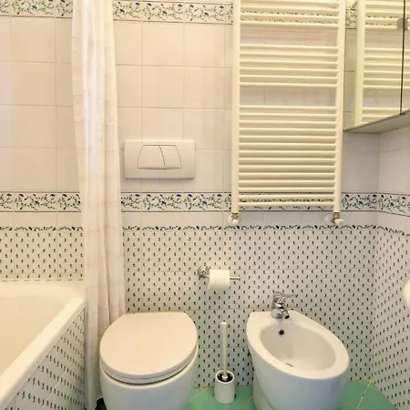 4 Bedroom Lovely In *