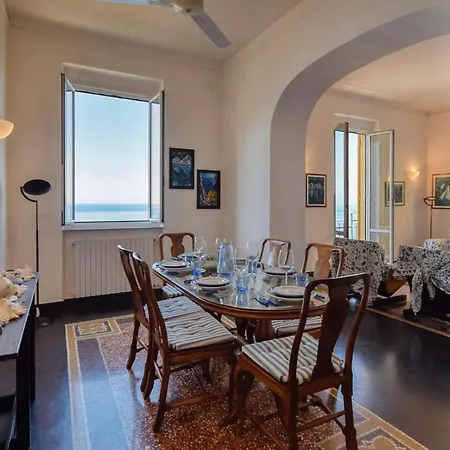 4 Bedroom Lovely In * Camogli